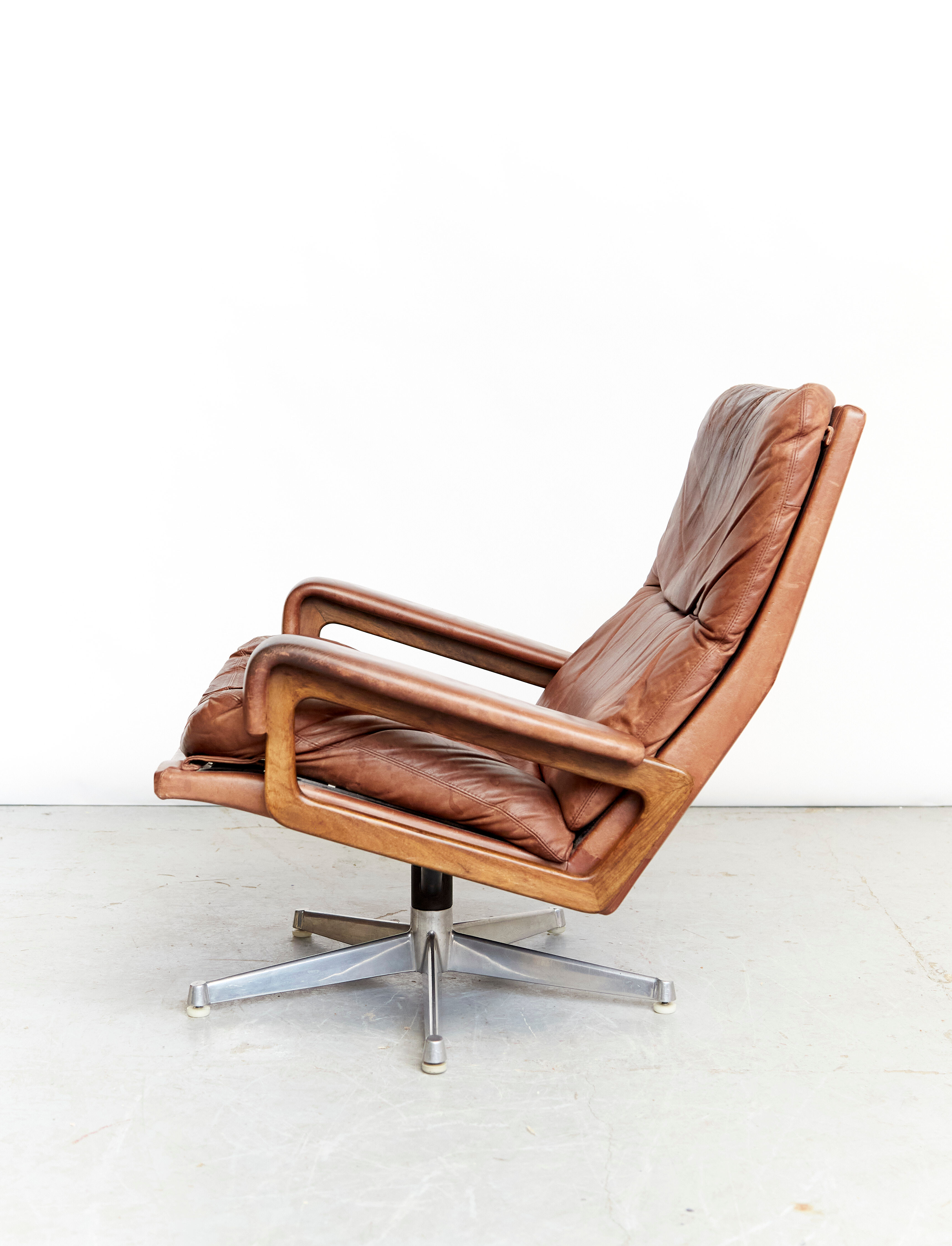 Vintage King Chair by André Vandenbeuck for Strässle