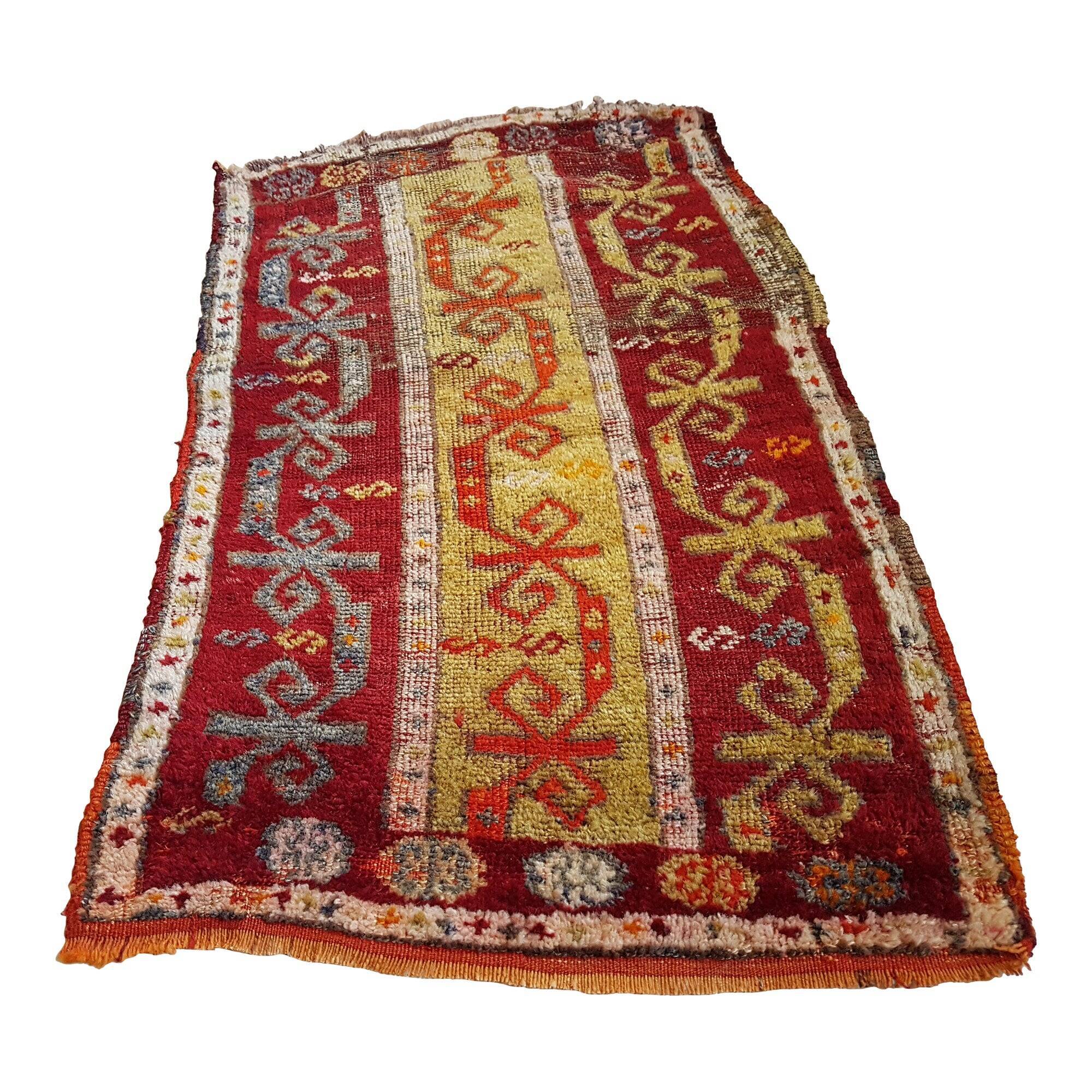 Vintage Turkish Oushak rug 57x98 cm