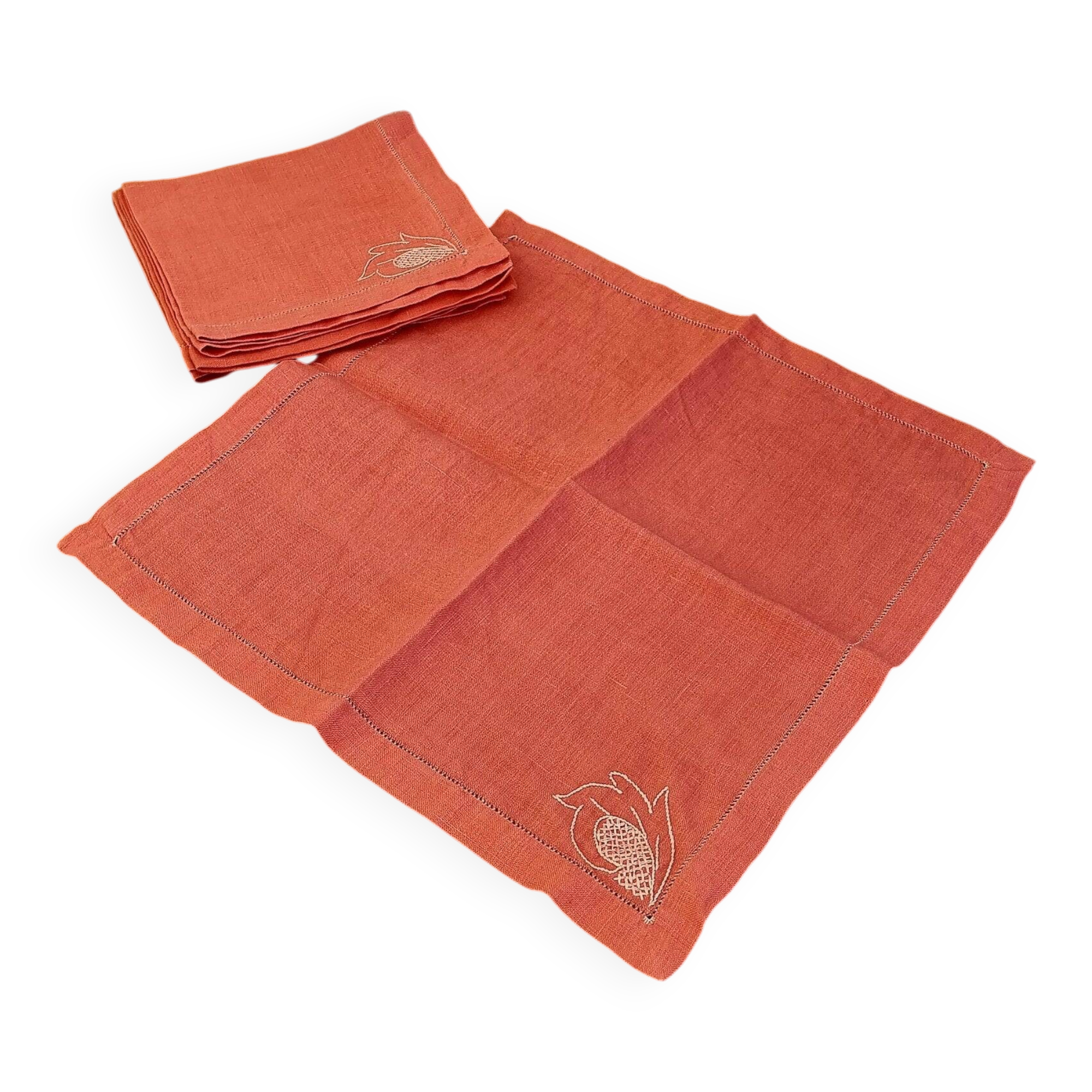 Lot de 4 serviettes de table roses brodées