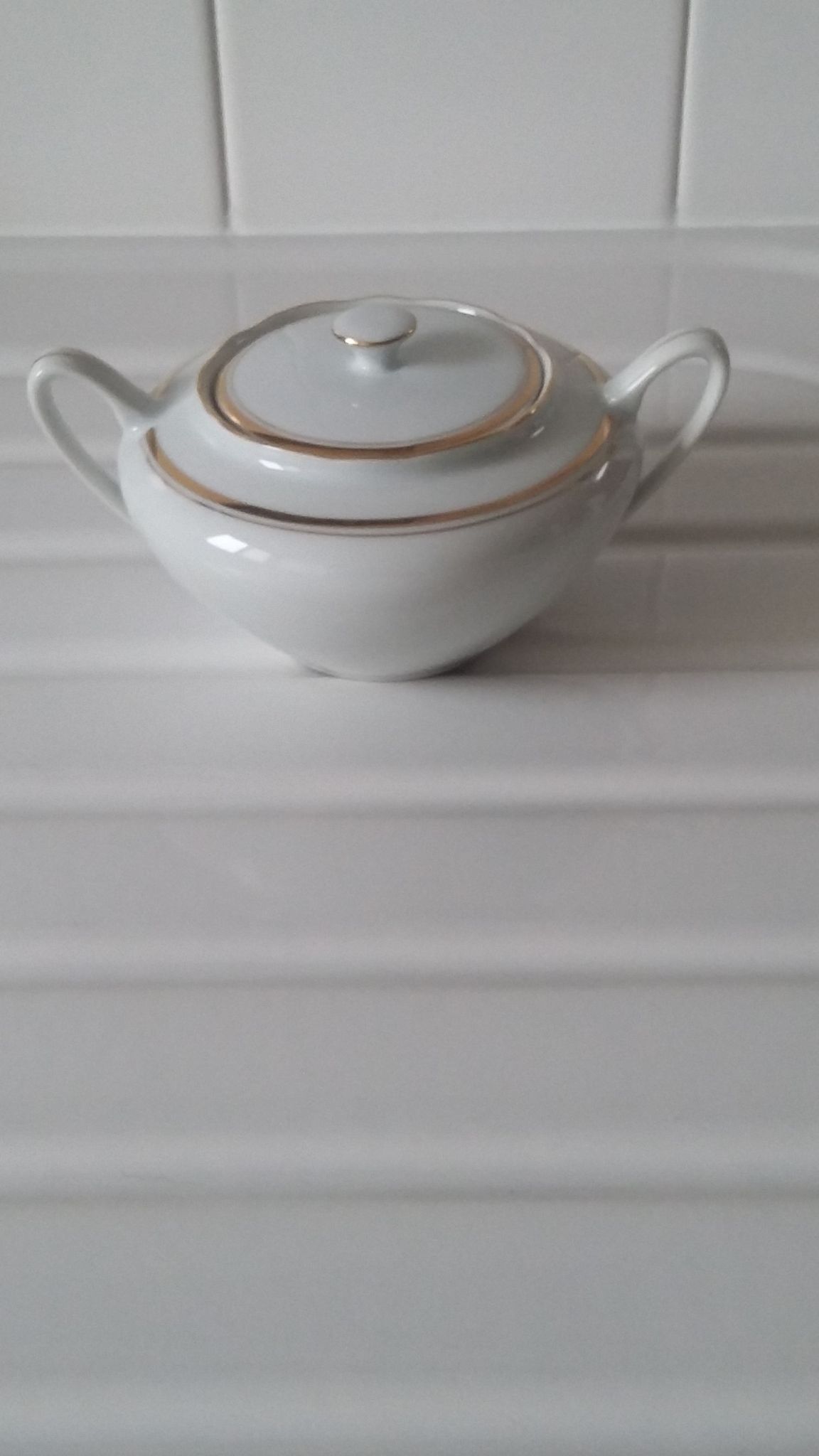 Sucrier en porcelaine tchèque