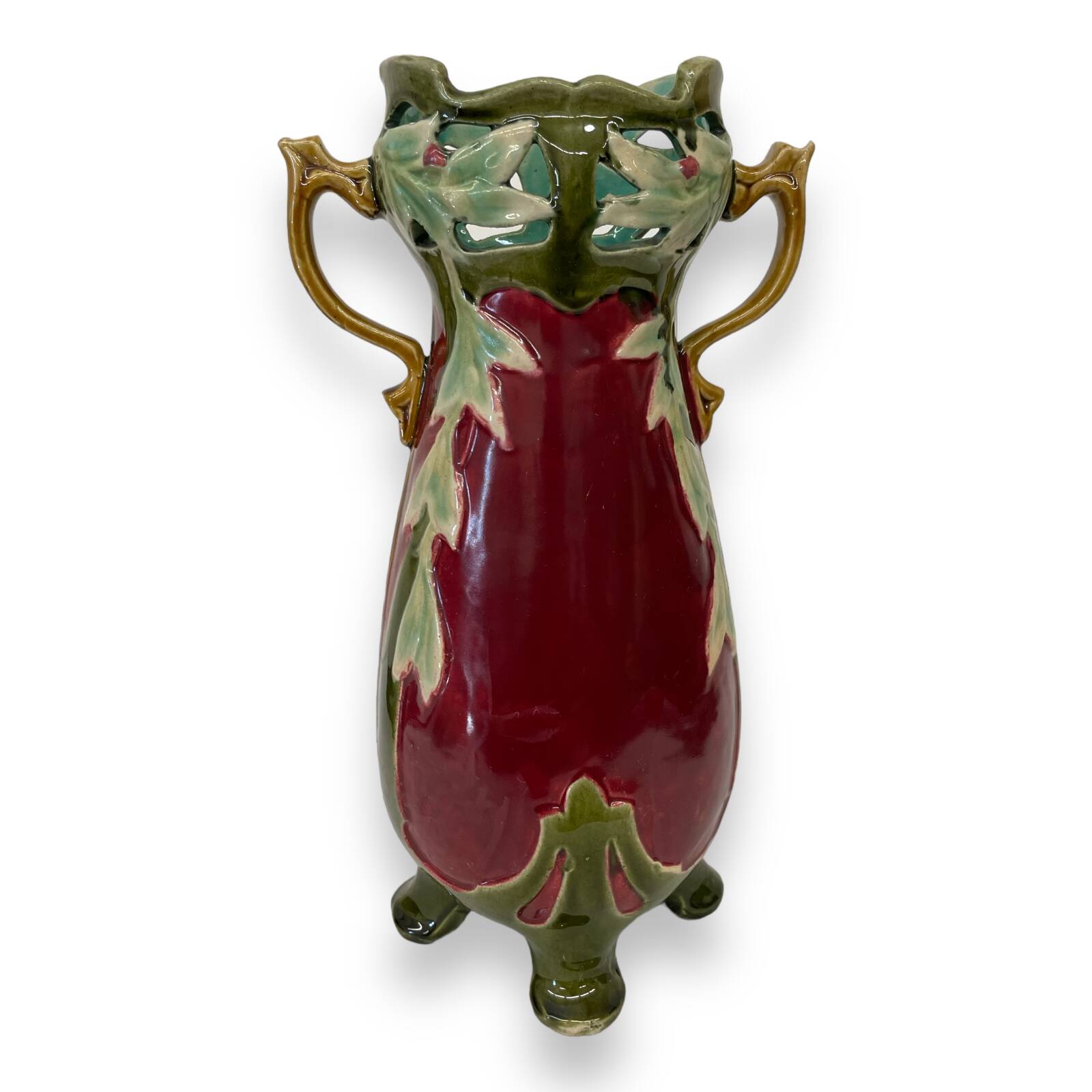 Slip floral decoration signed FM