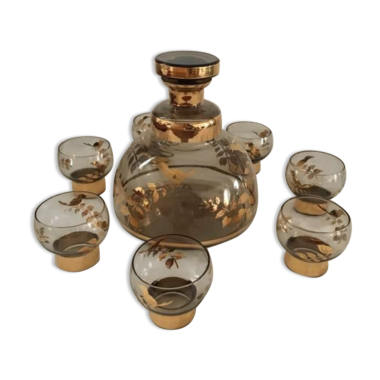 Art Deco liquor service.