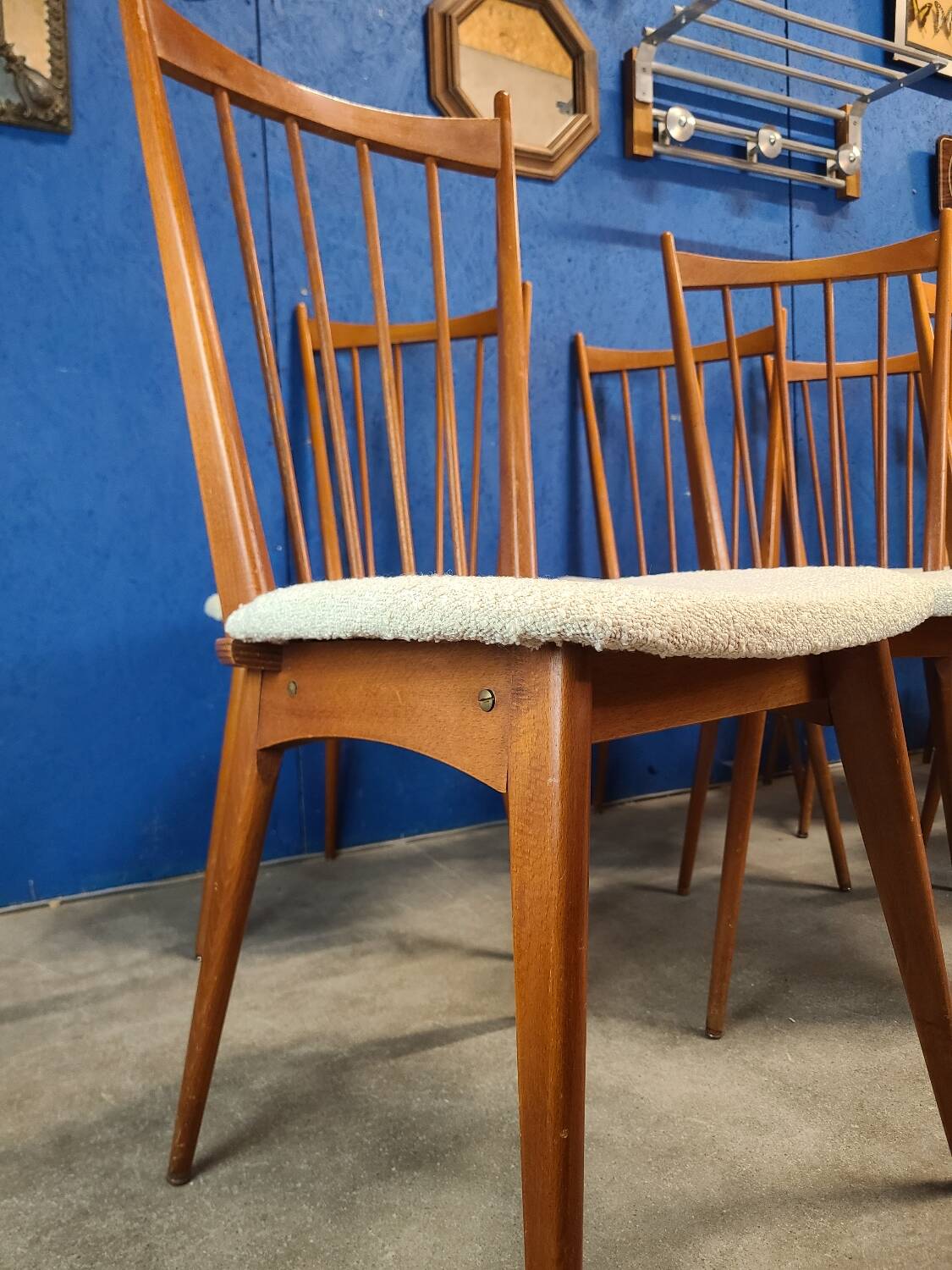 Chaises années 60 scandinave rénovées