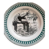 Assiette ancienne à dessert vintage avec dessin et phrase "la natation"