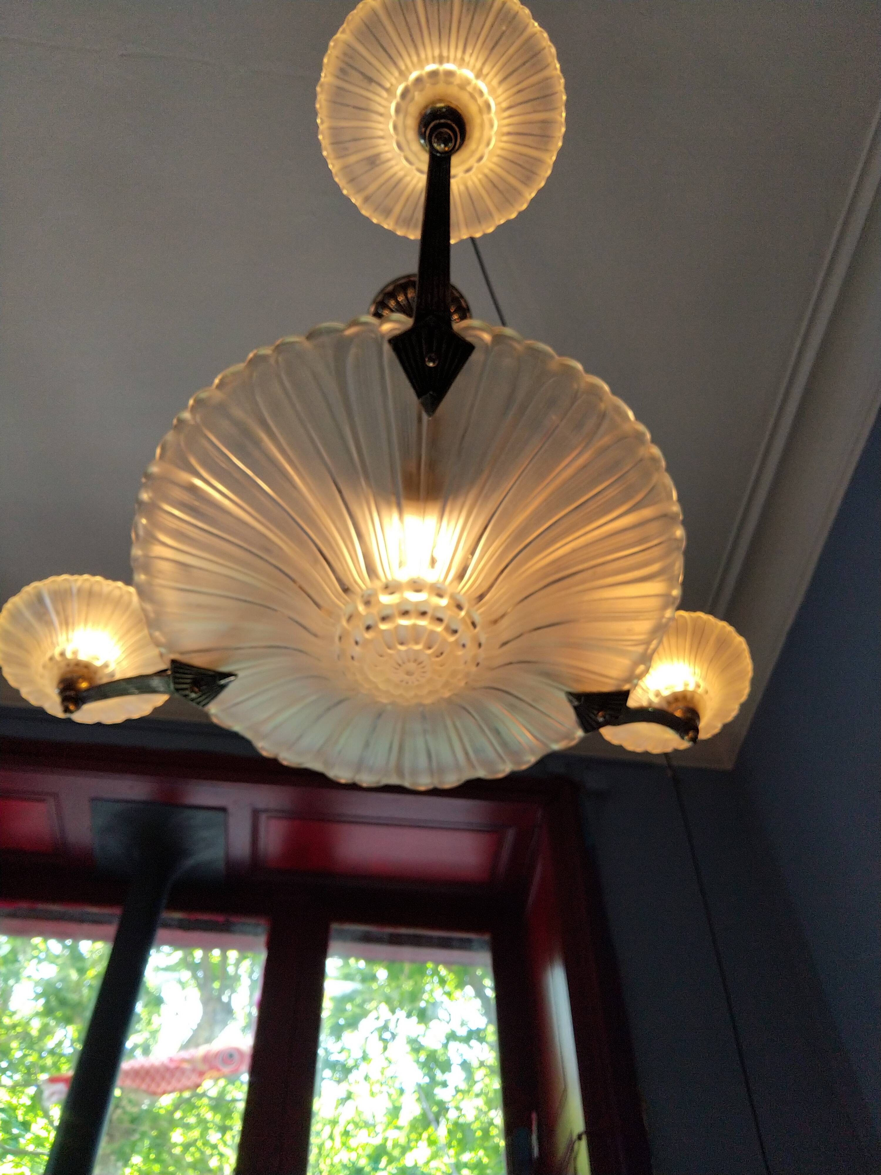 Art deco chandelier