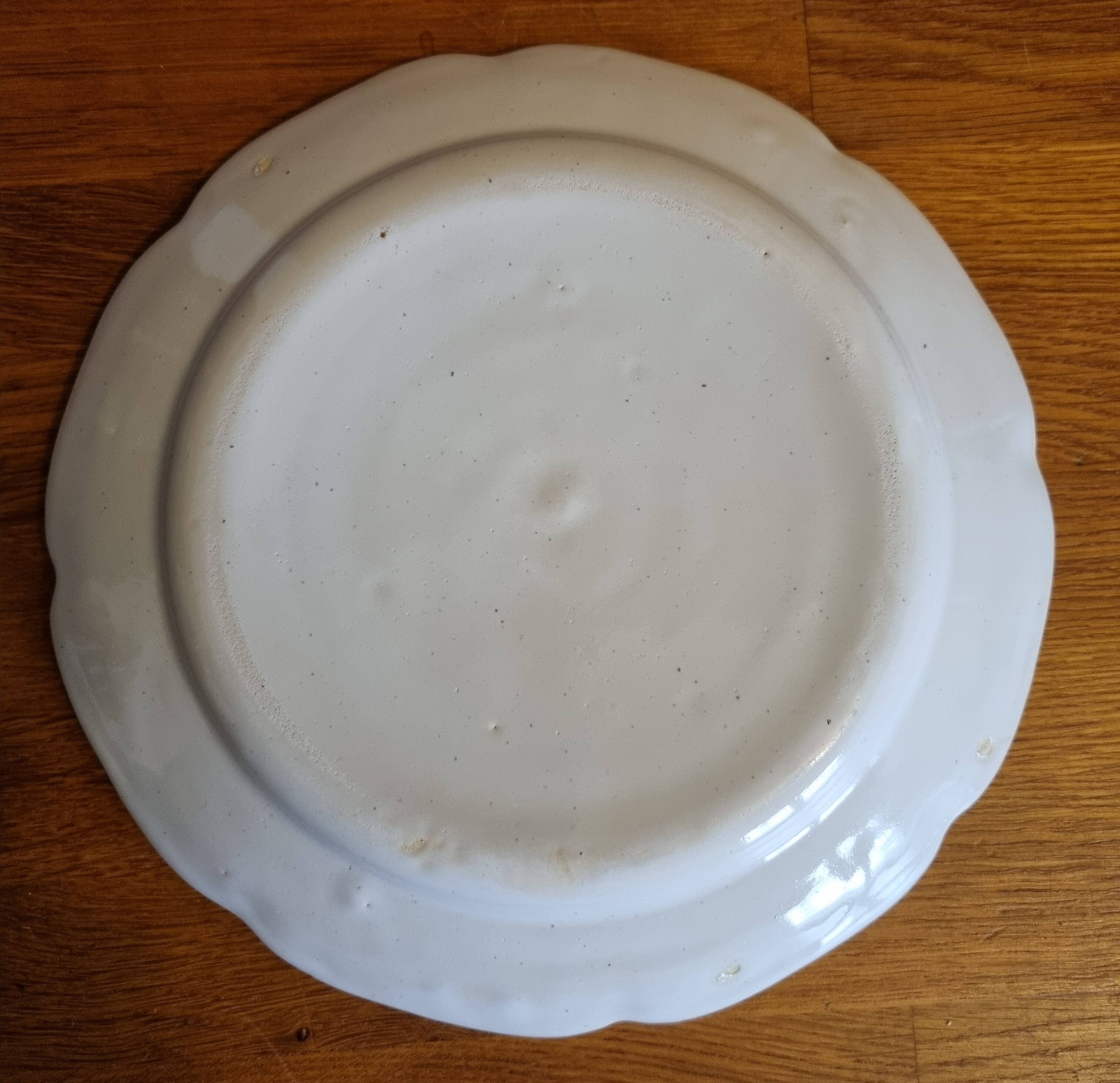 Old plate Les Islettes Lunéville Tulip motif