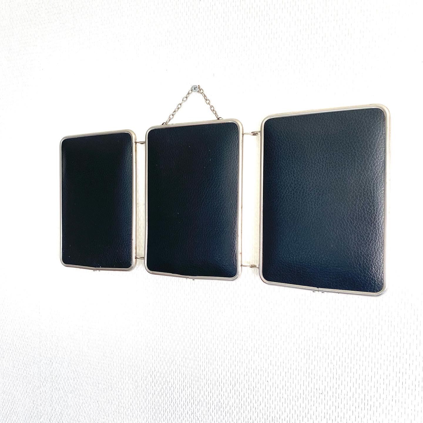 Triptych barber mirror