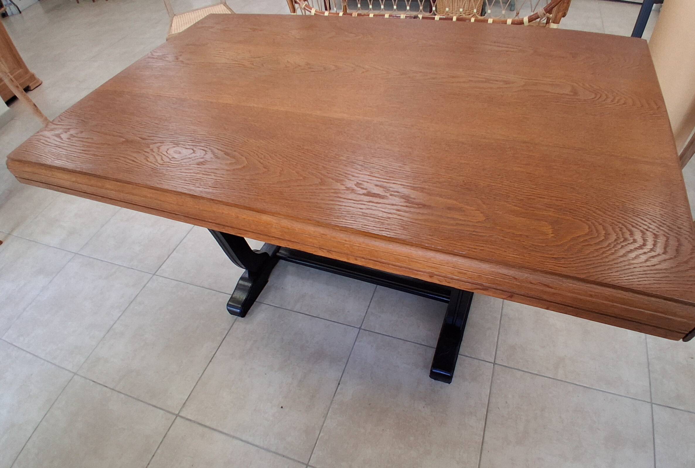 Table rectangulaire avec rallonges