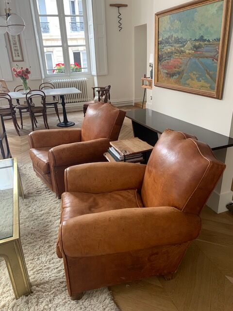 Lot of 2 leather club armchairs