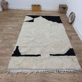 Moroccan wool rug 250cm x 150cm