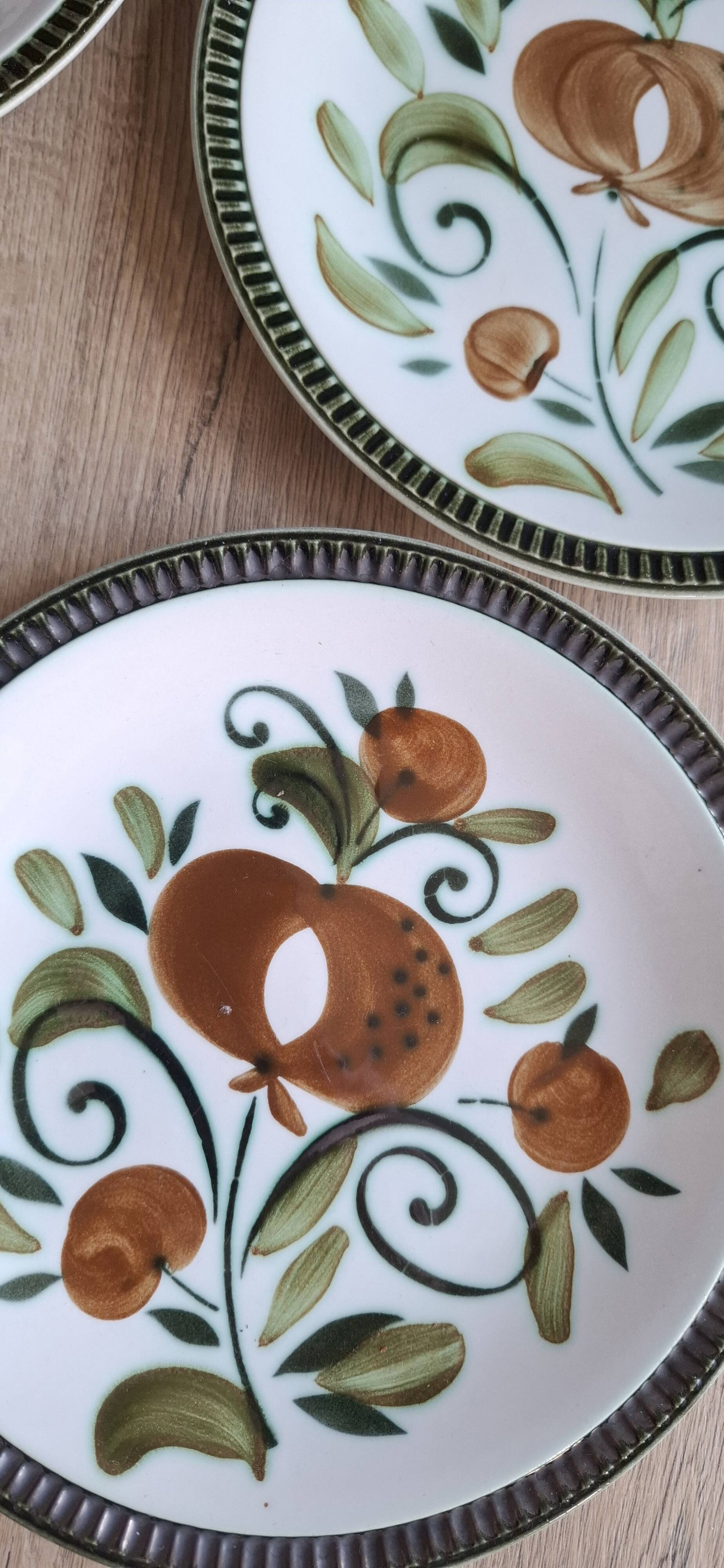 Set of 4 Argenteuil Boch plates 1966