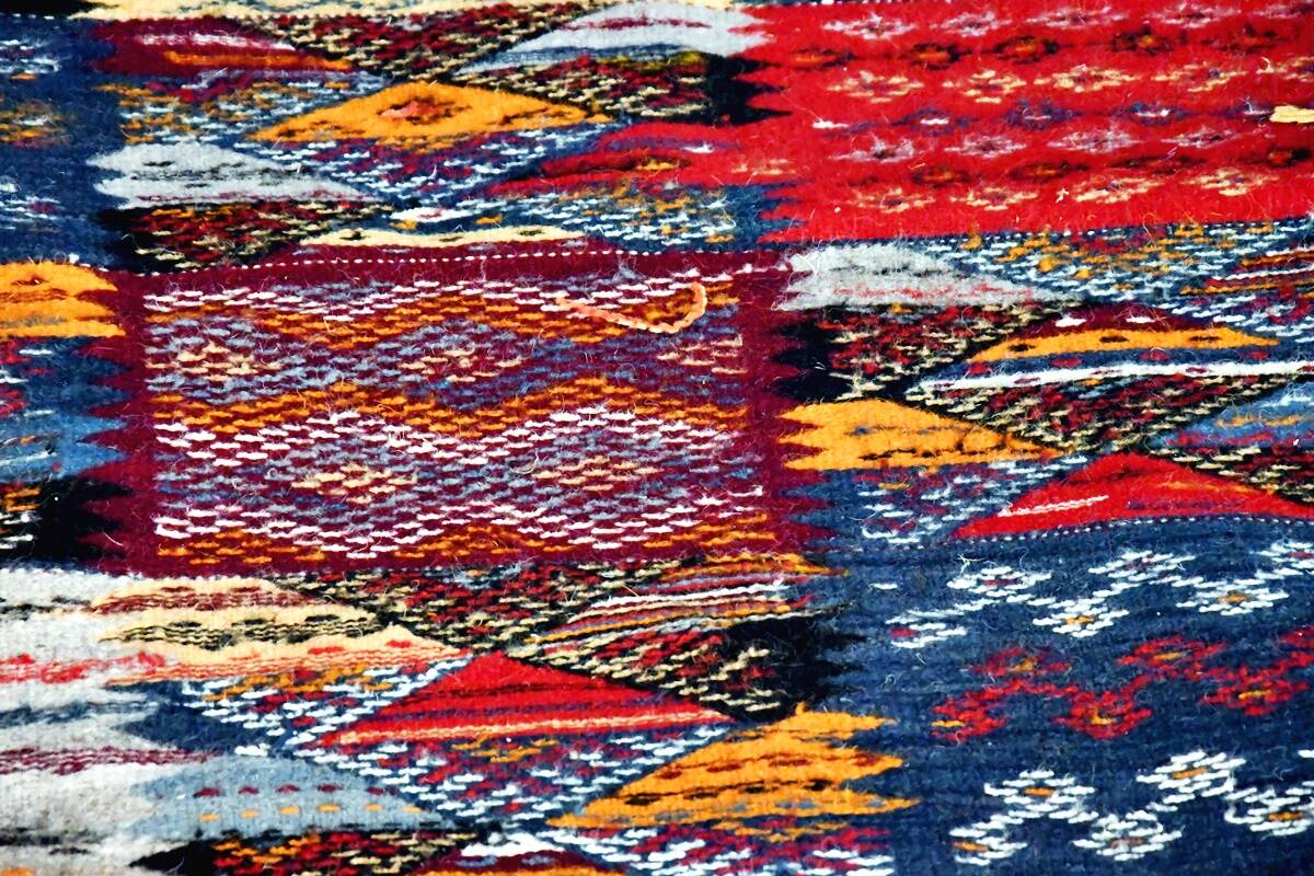 Moroccan Berber Kilim Taznakht