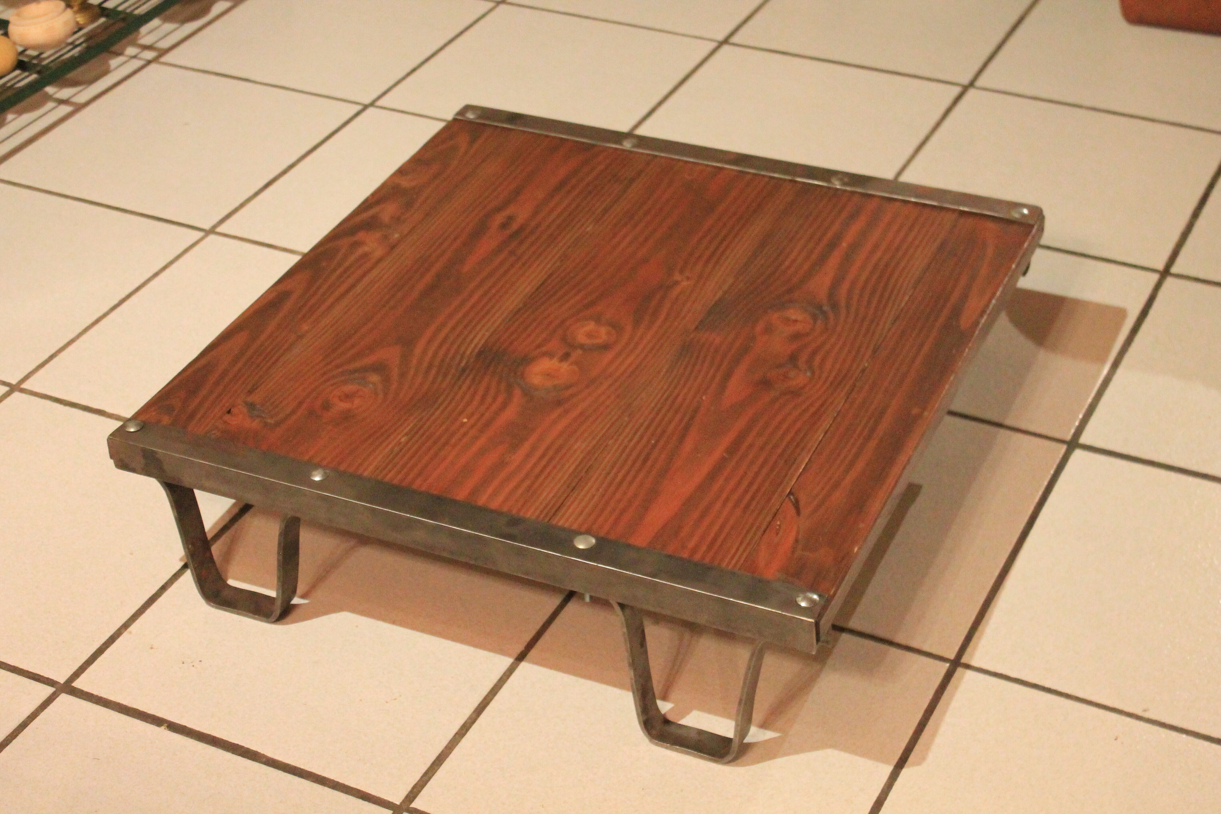 Industrial coffee table, SNCF palette