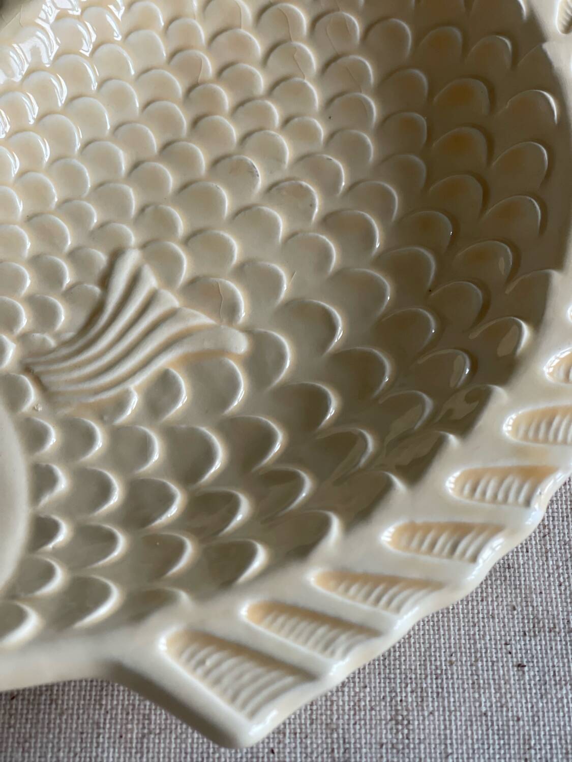 Ceramic pocket emptier