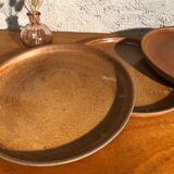 4 flat plates in raw sandstone