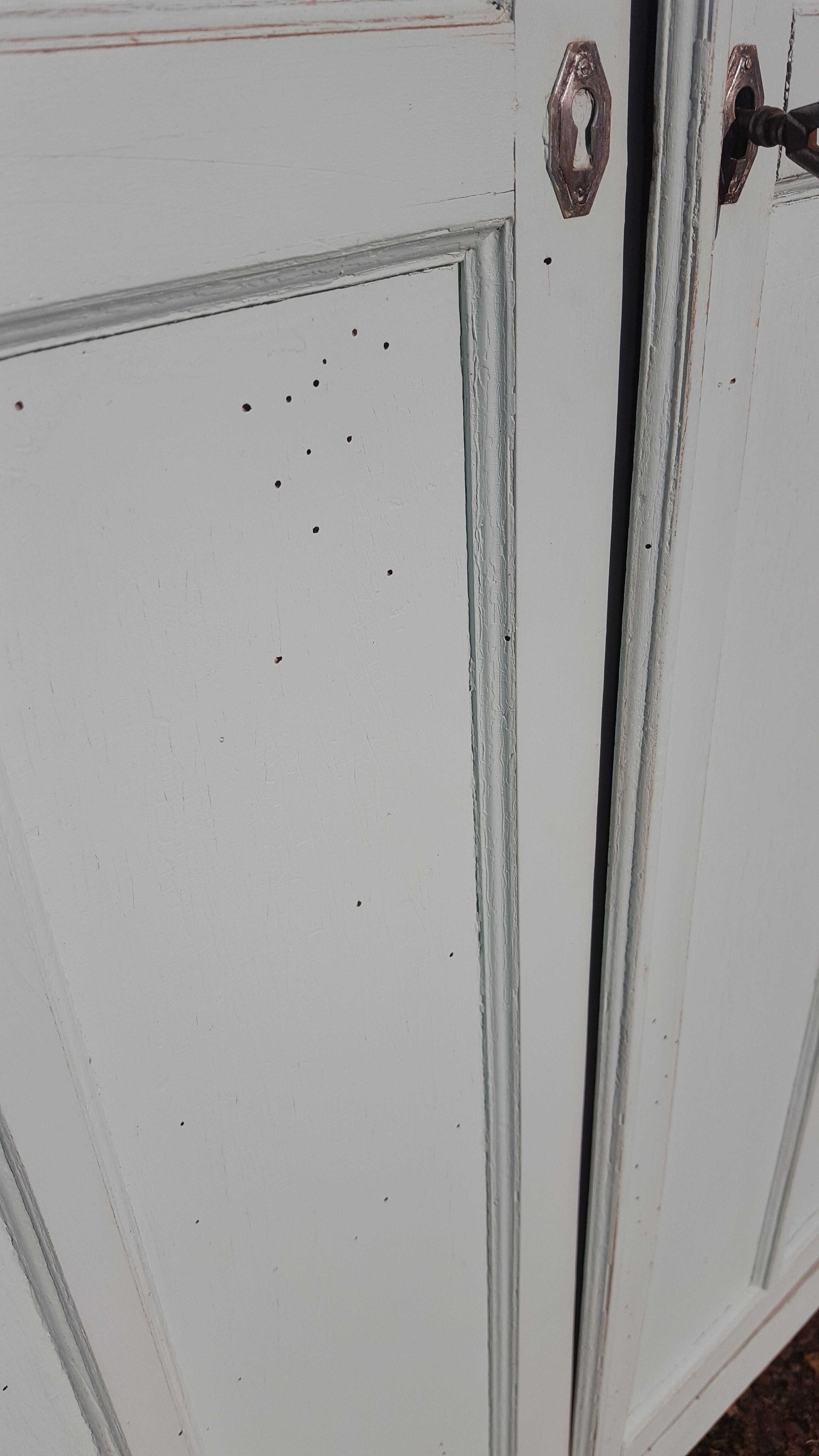 Parisian wardrobe patina blue sky