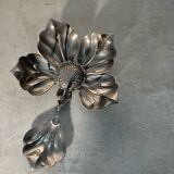 Silver metal flower with removable petals