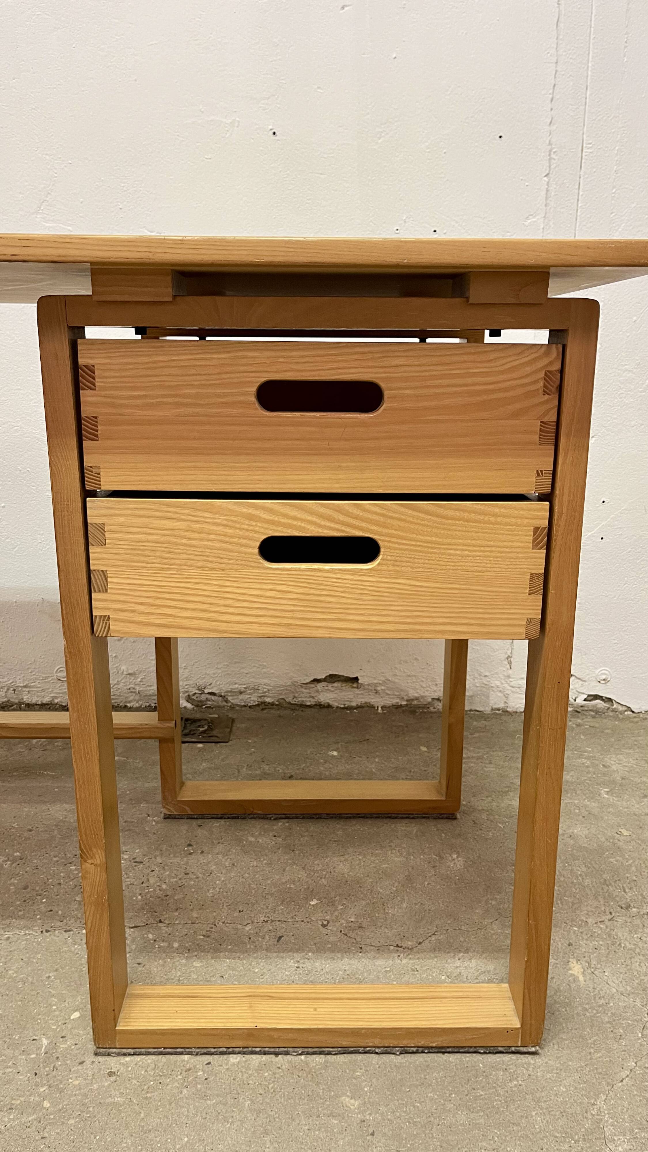 Vintage desk from the 70s/80s.
