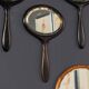 Collection antique du 19ème siècle de vingt-cinq miroirs à main en bois