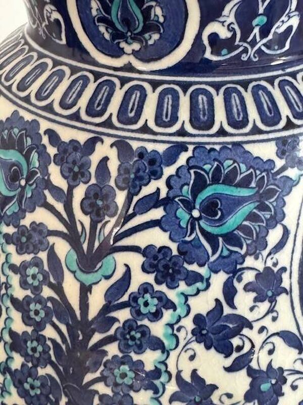 Vase céramique peint à la peint Izniz  Kutahya Turquie