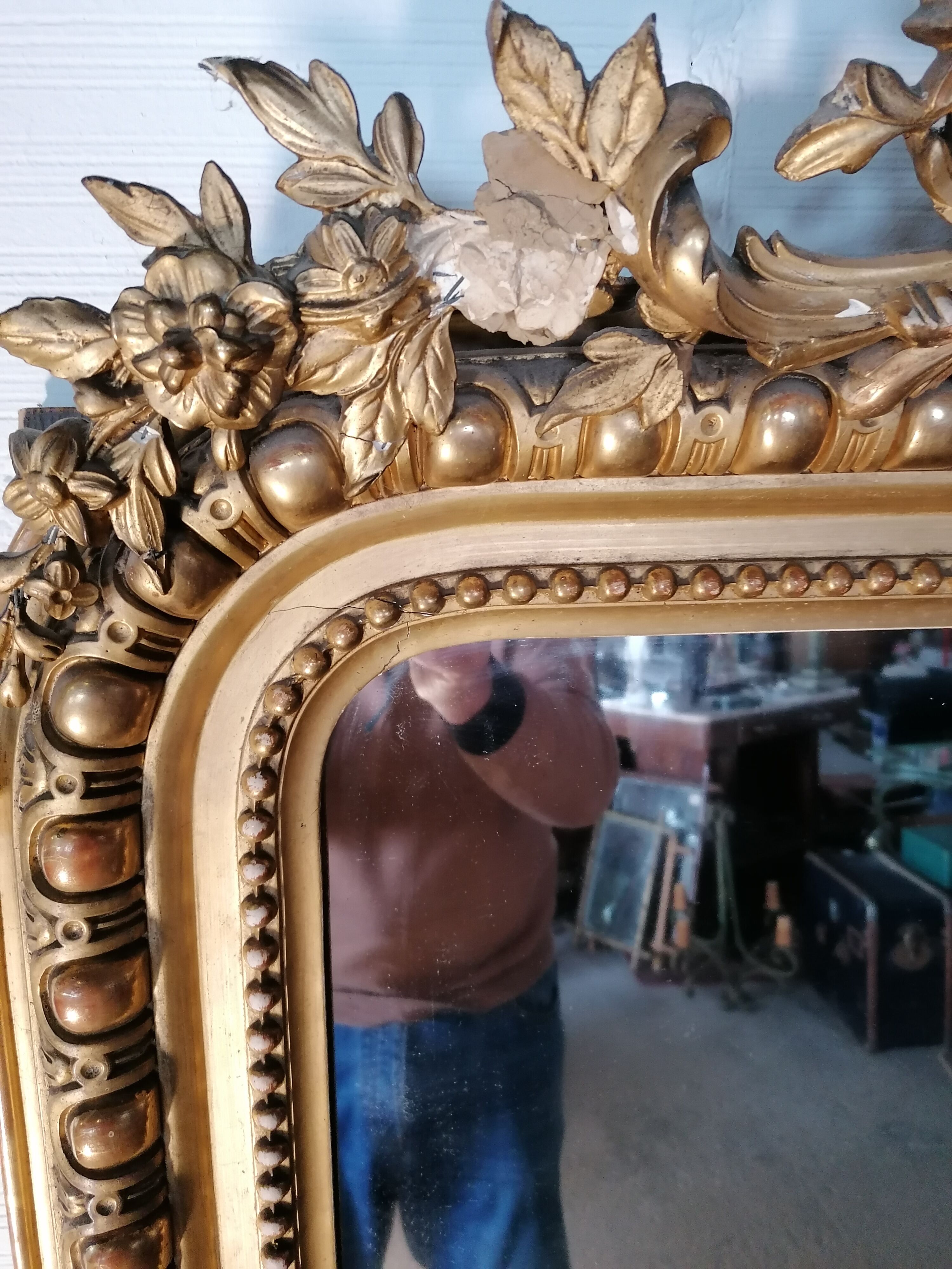 Gold leaf mirror - 170x112cm