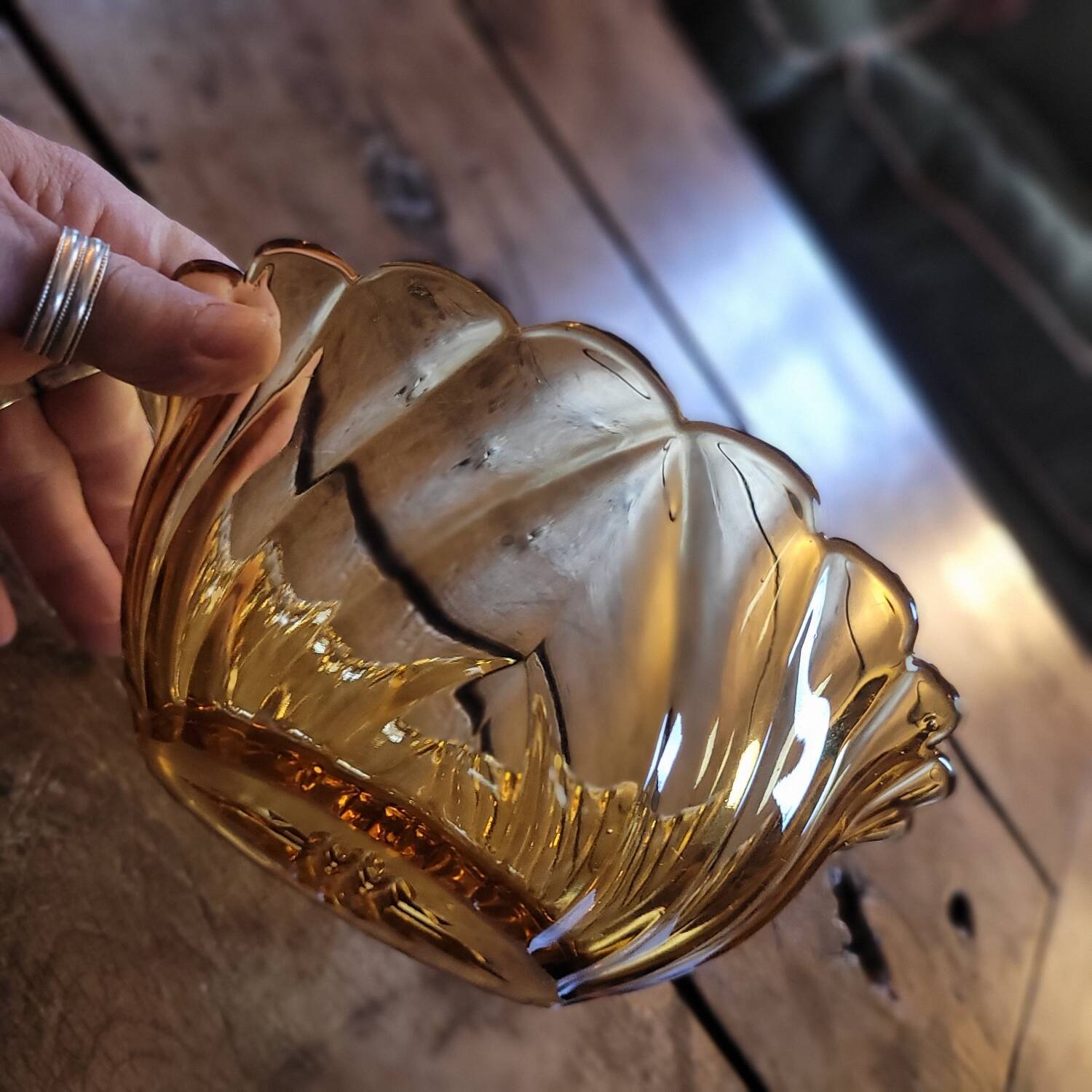 Saladier verre ambré 70's