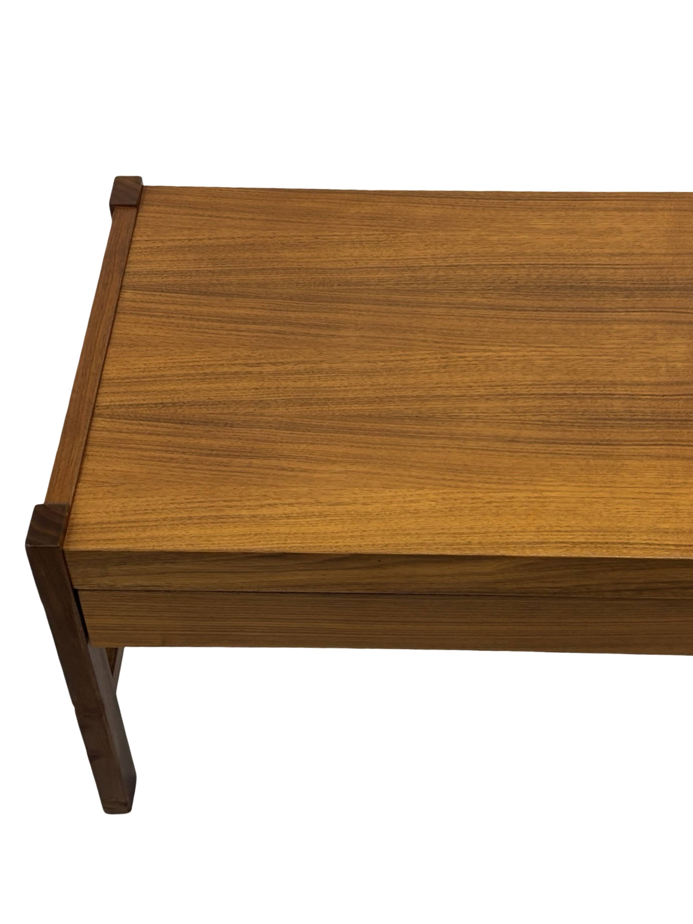 Vintage low sideboard with drawers 70's walnut veneer design