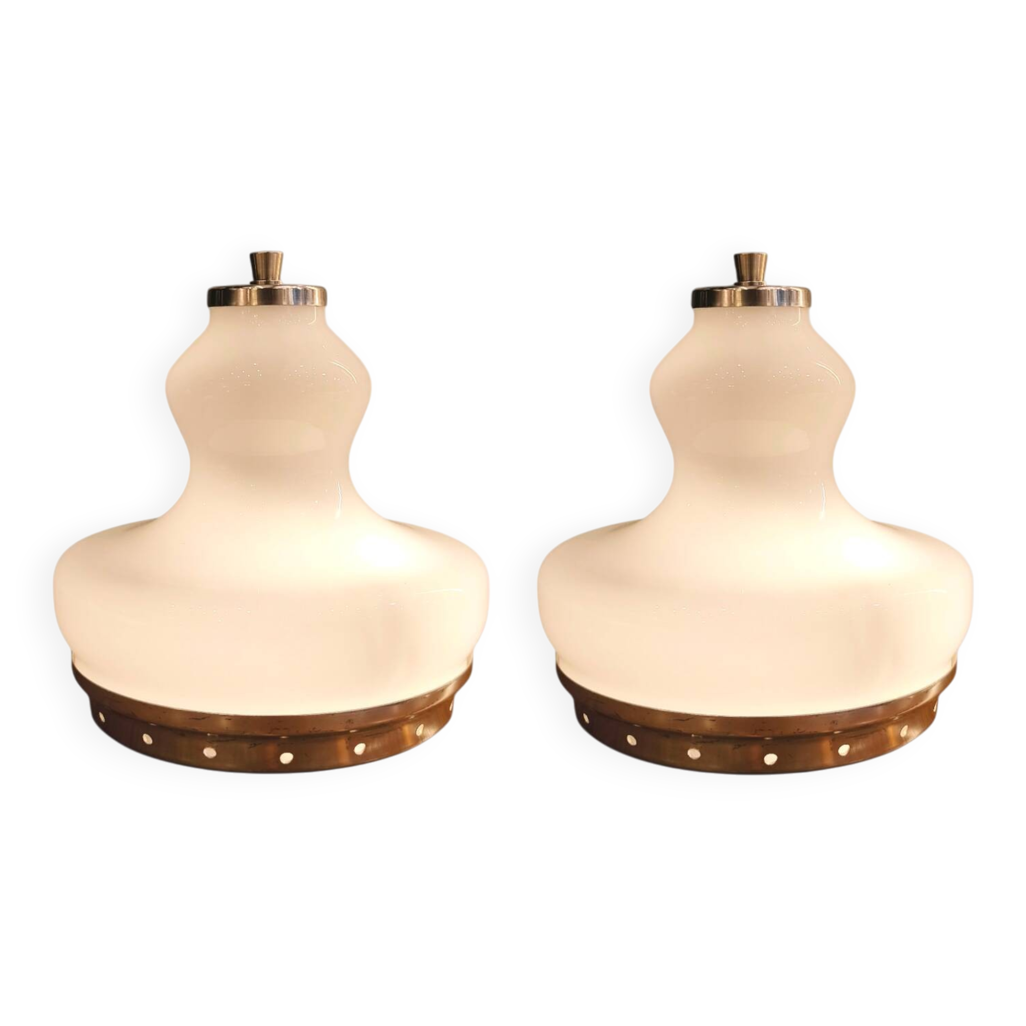 Pair of opaline glass lamps, Italy, 1960s/70s