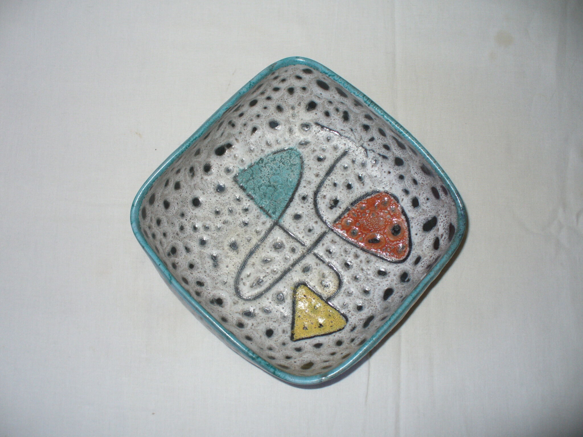 salad bowl - hyèvre ceramic fruit cup from the 50s