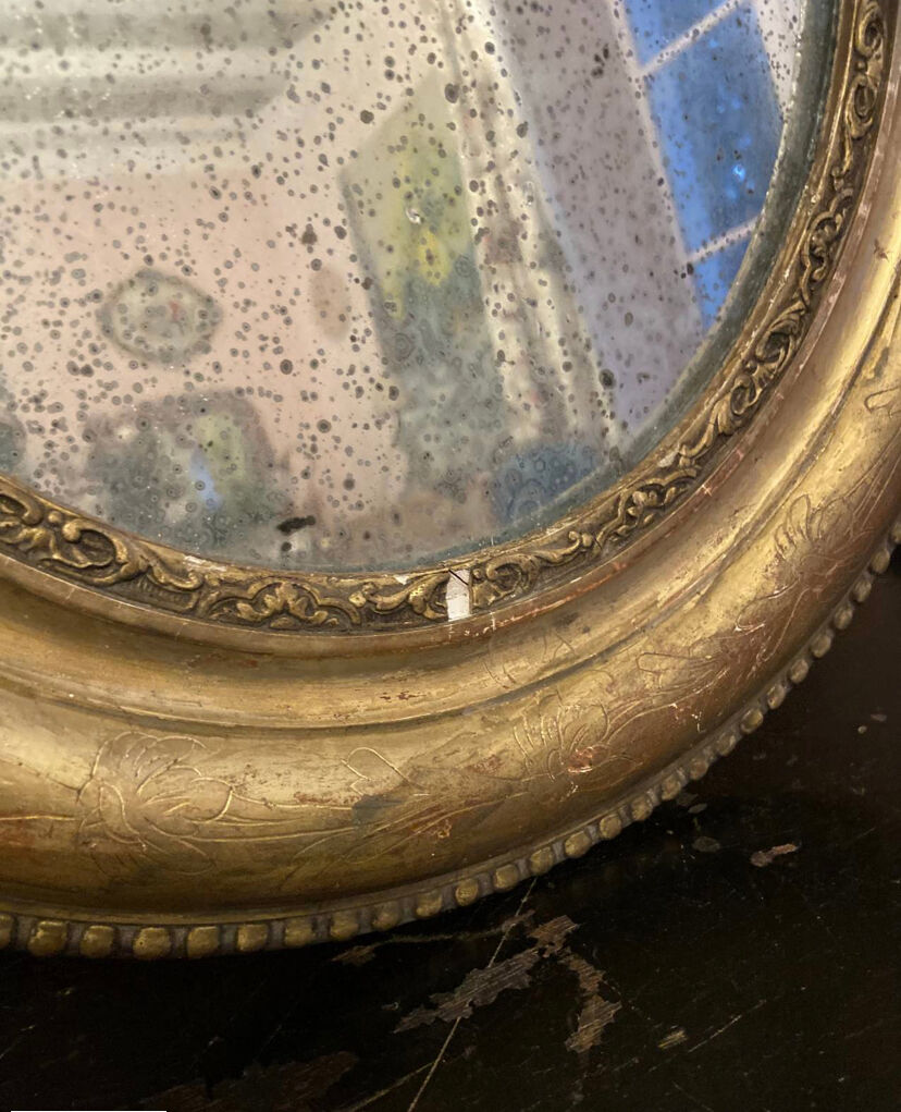 Mirror in gilded stucco nineteenth century