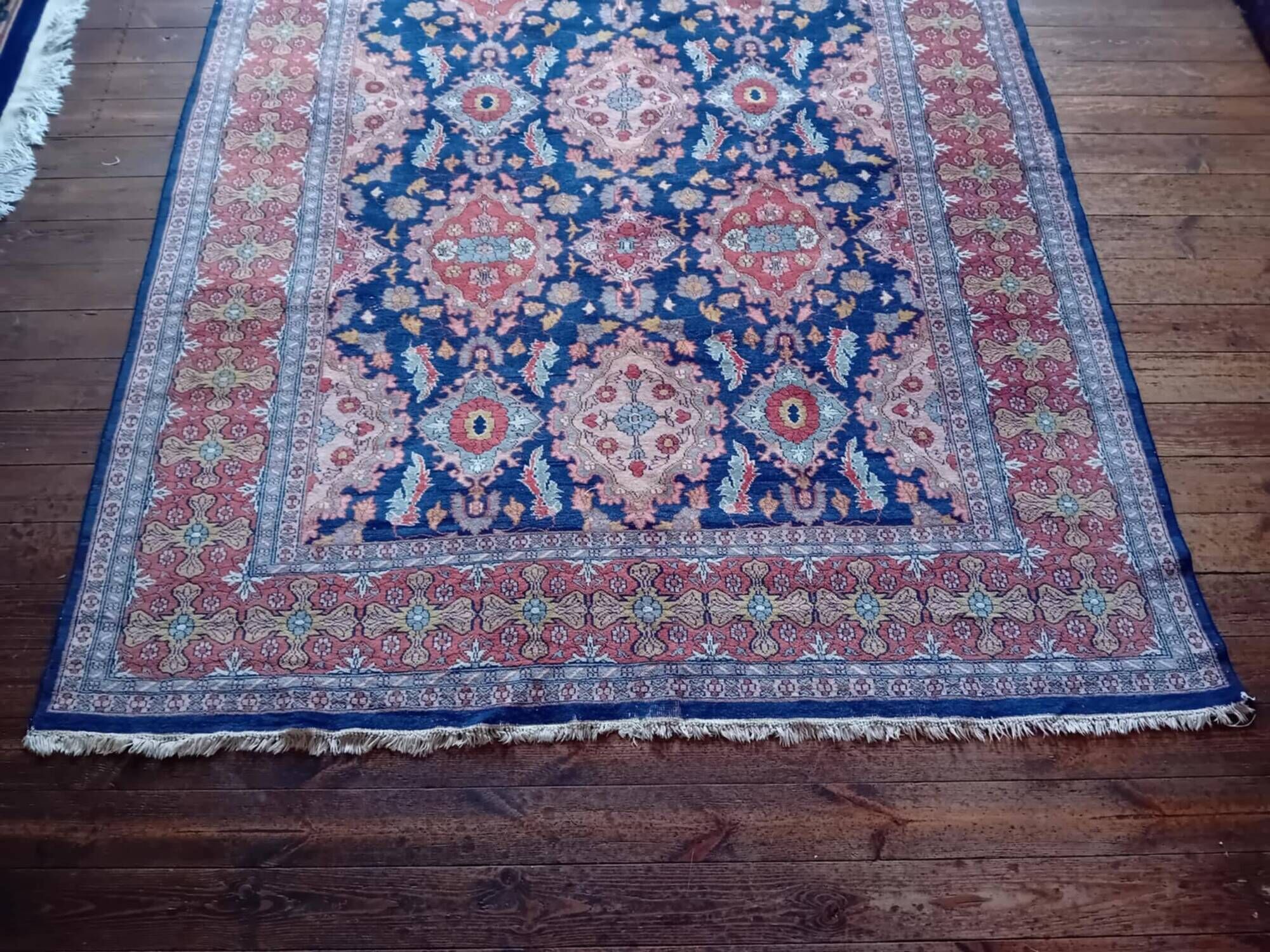 Tapis Pakistanais fait main 277x188cm