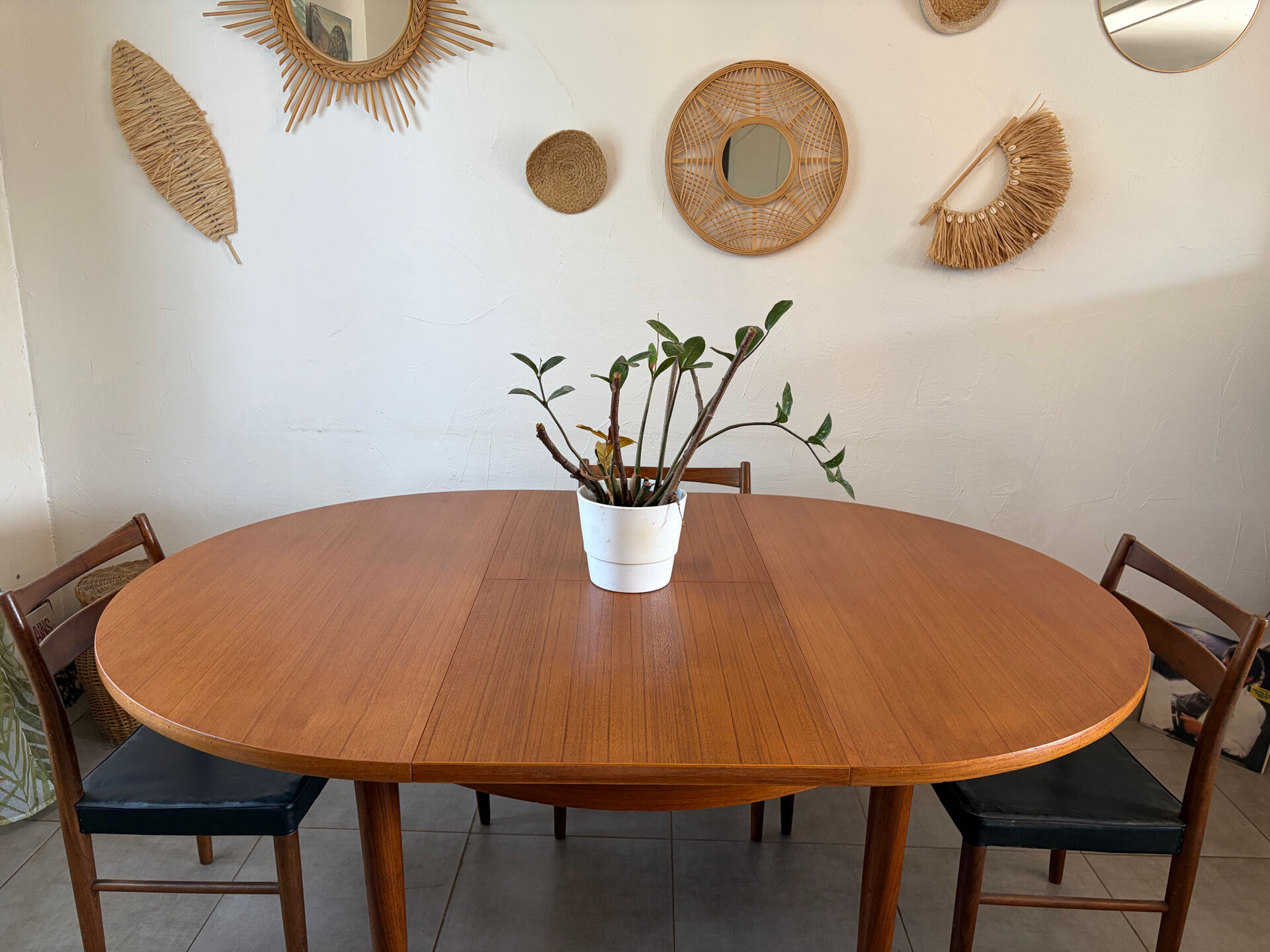 Table ronde scandinave extensible en teck