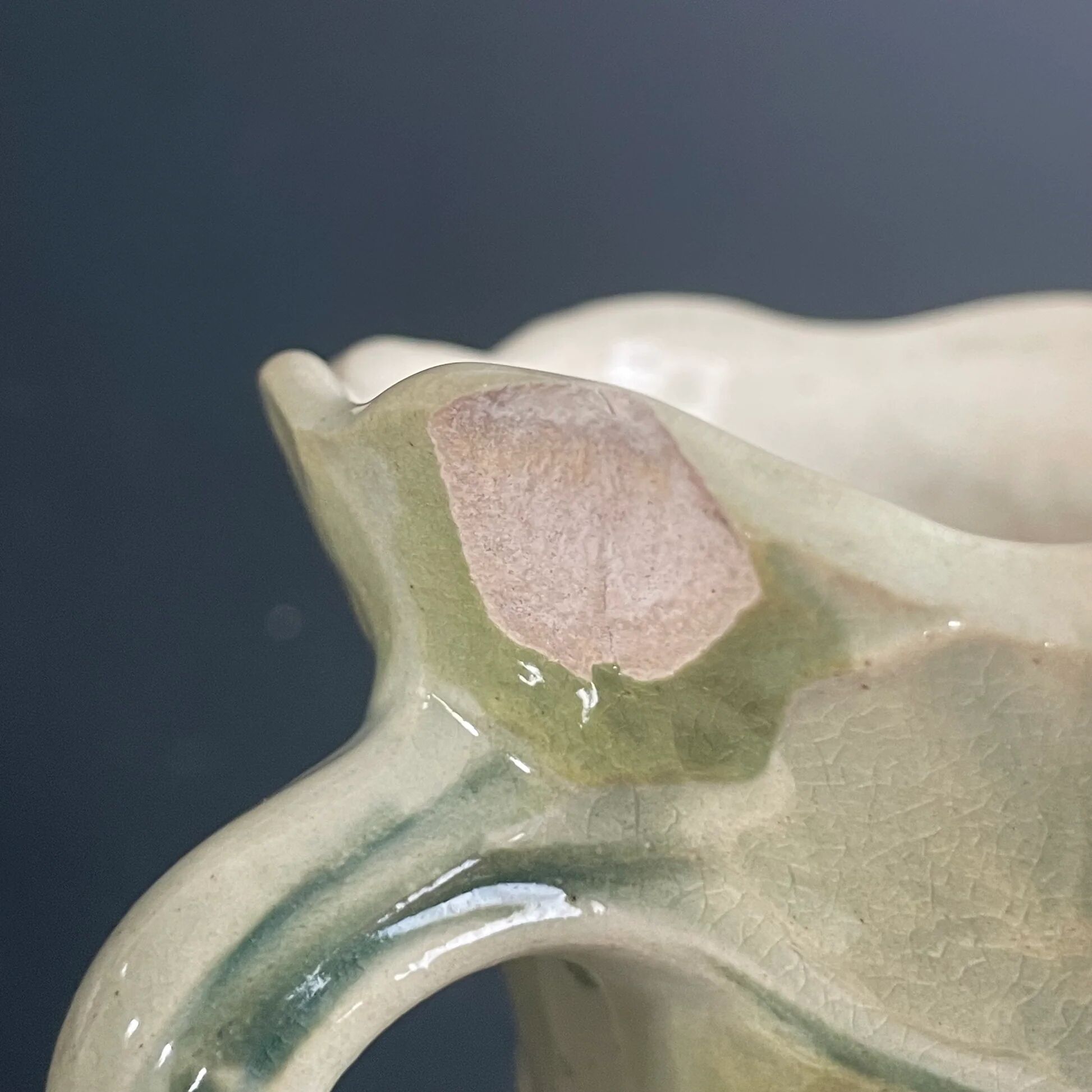 Paire de vases en barbotine St Clément - Réf 1115