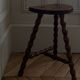 Tabouret tripode brutaliste dans le goût de Charles Dudouyt