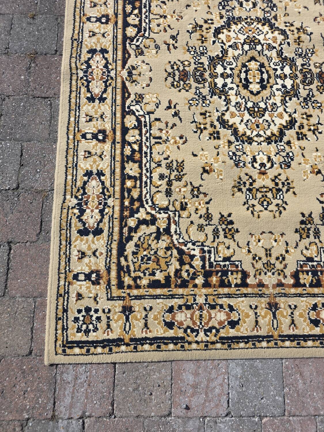 Mid-20th century carpet