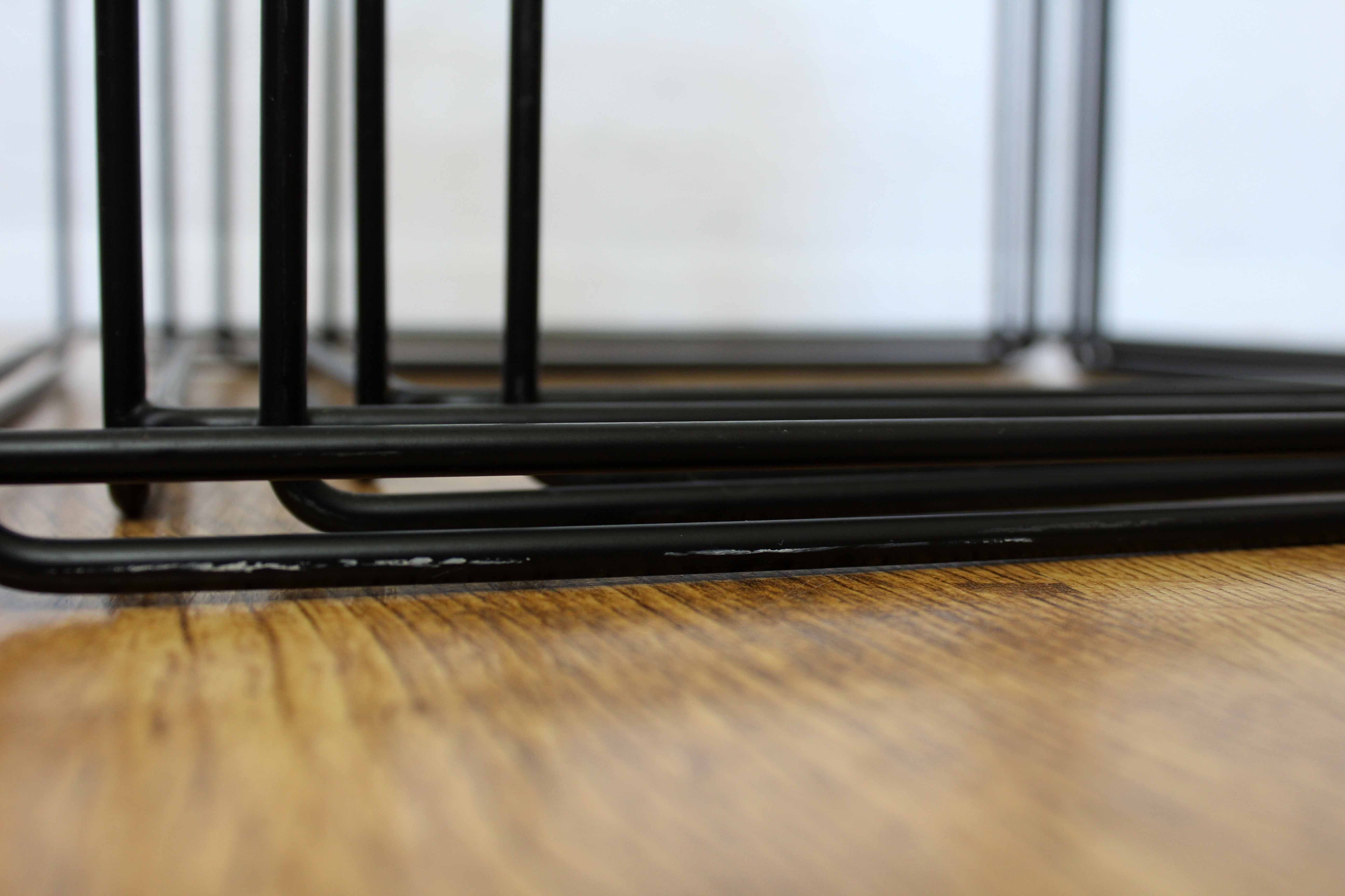 Nesting tables by Max Sauze, Isocèle edition