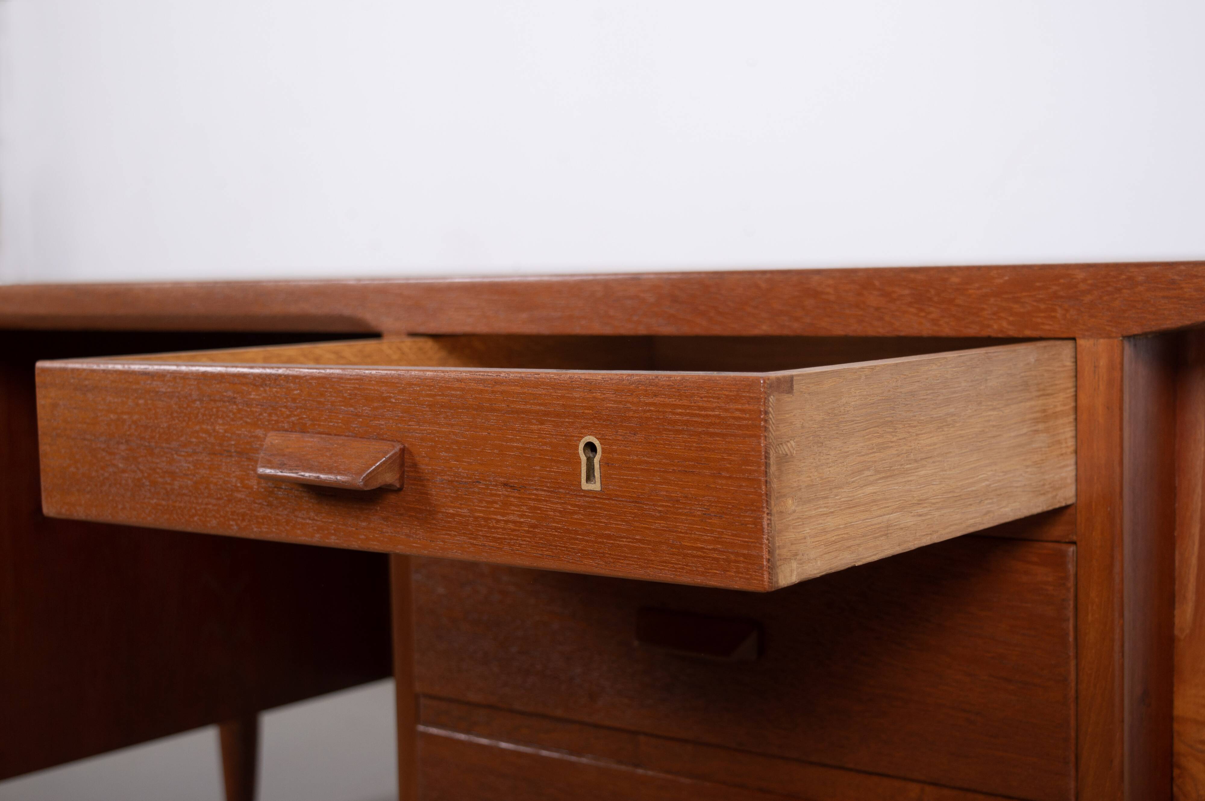 Scandinavian teak desk - 1960