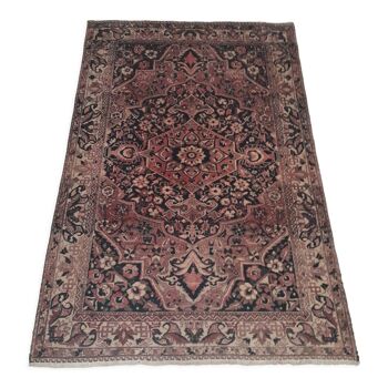 Handmade Persian Bachtiar rug 295x218cm