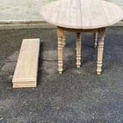 Table à manger ronde extensible Louis Philippe à volets rénovée avec 4 rall
