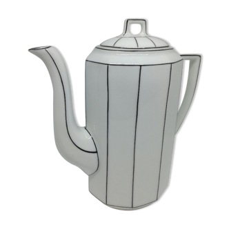 Cafetière blanche et noire