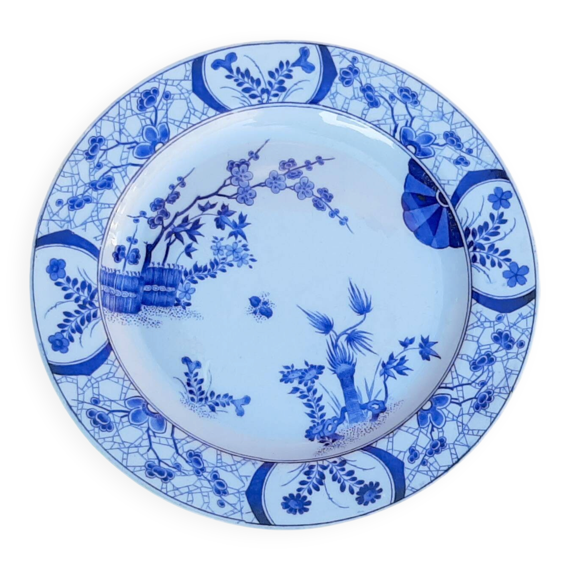Plat en faïence de Creil et Montereau modèle Japon