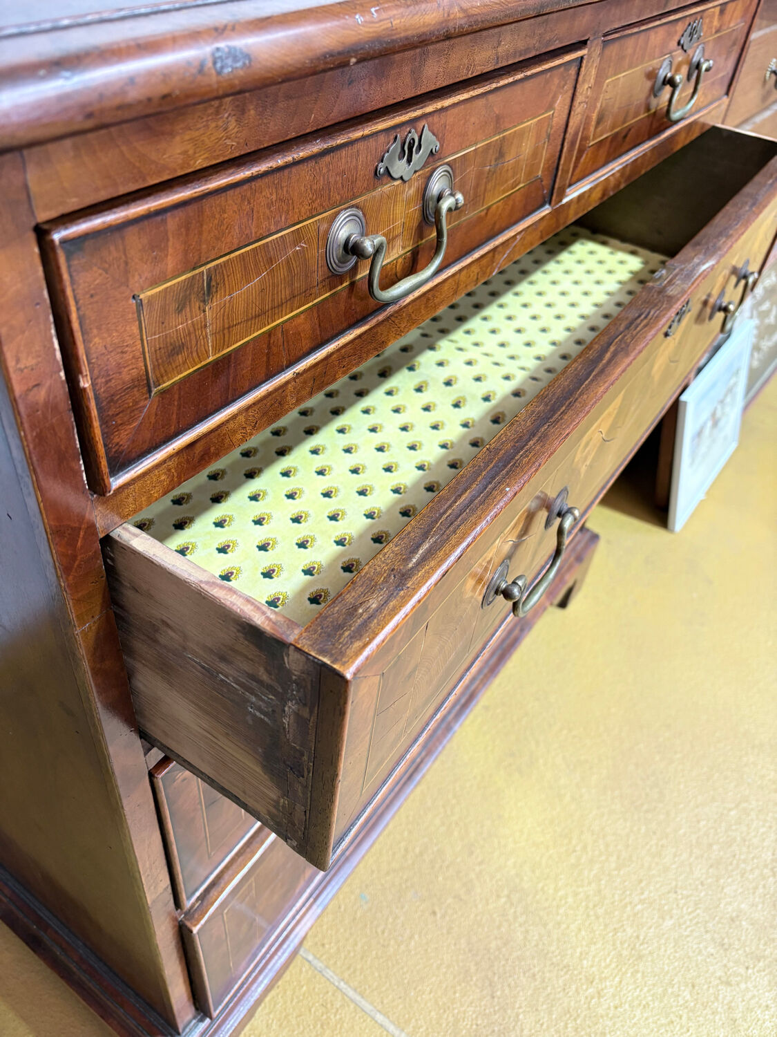 19th century Georgian style commode in end-grain wood marquetry.