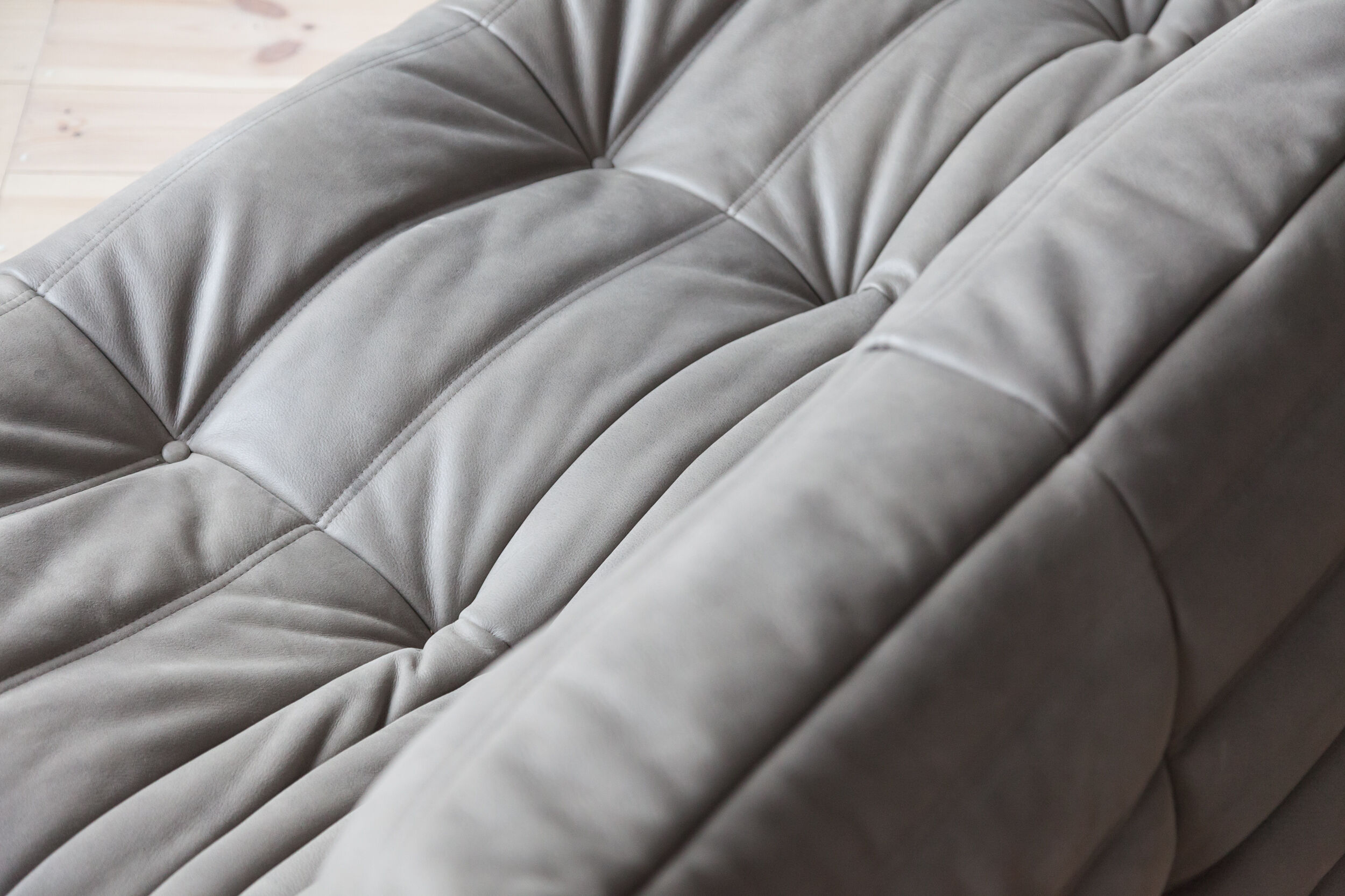 Set de Togo modèle dessiné par Michel Ducaroy 1973