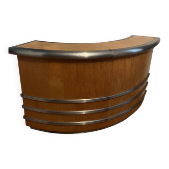 Wood and metal counter