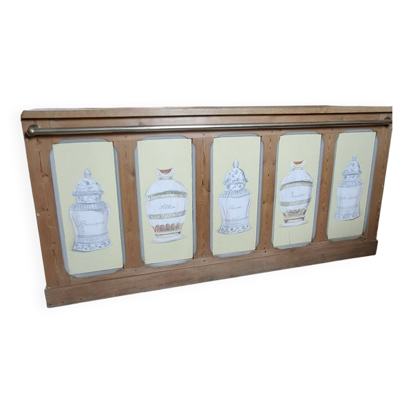 Meuble de metier à tiroirs