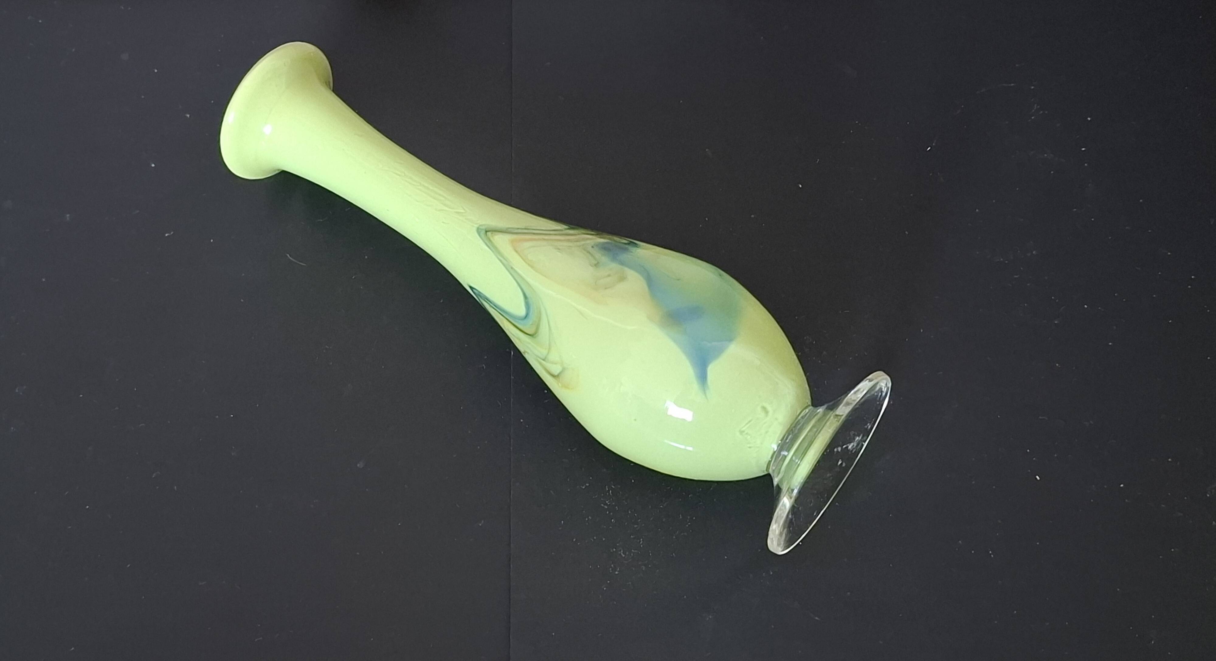 Chinese Dalian Glass vase - Snowflakes 1950