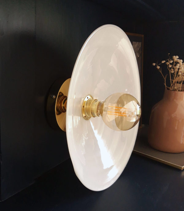 Opaline wall lamp