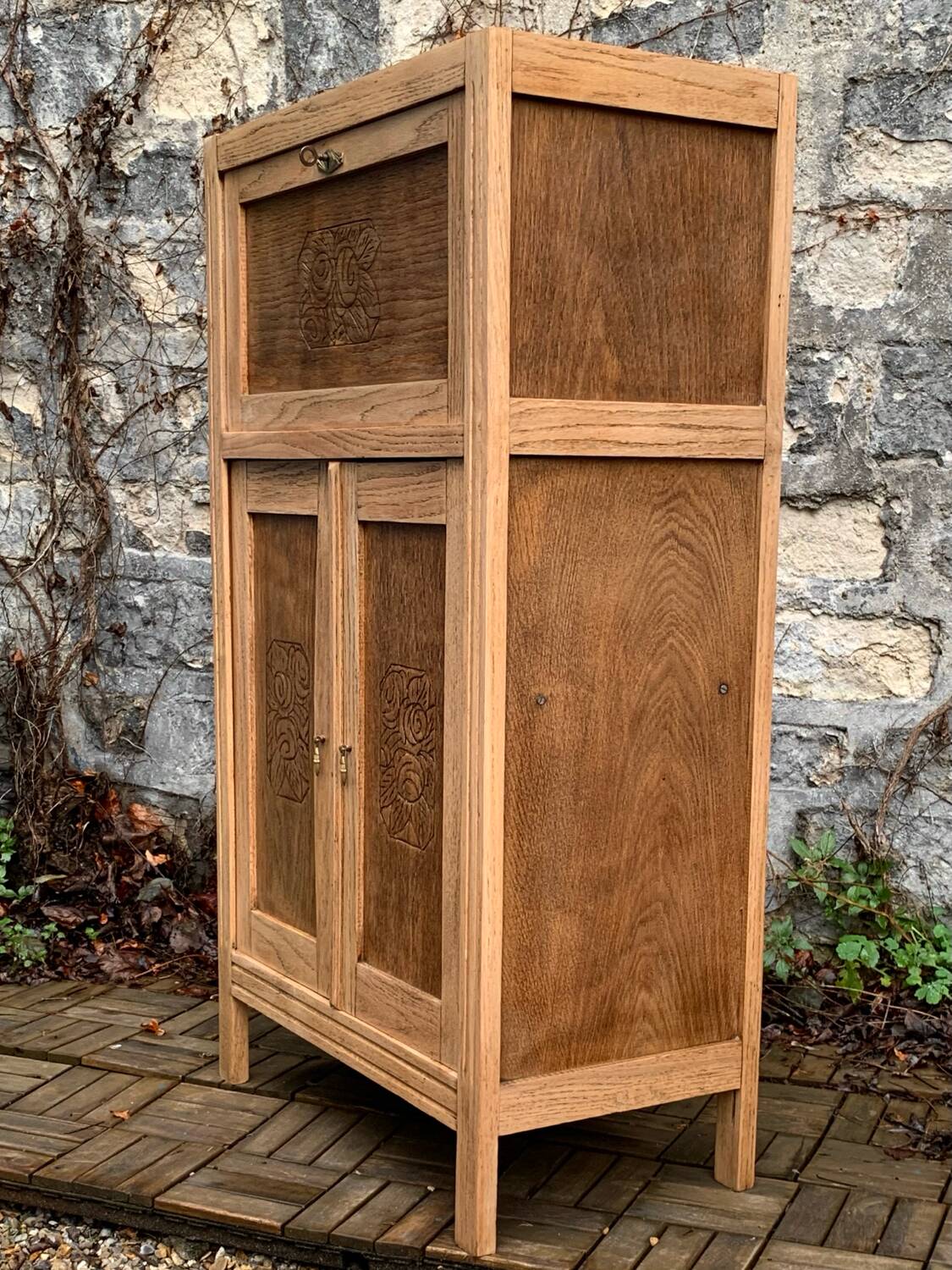 Parisian art deco sideboard in raw oak 1930
