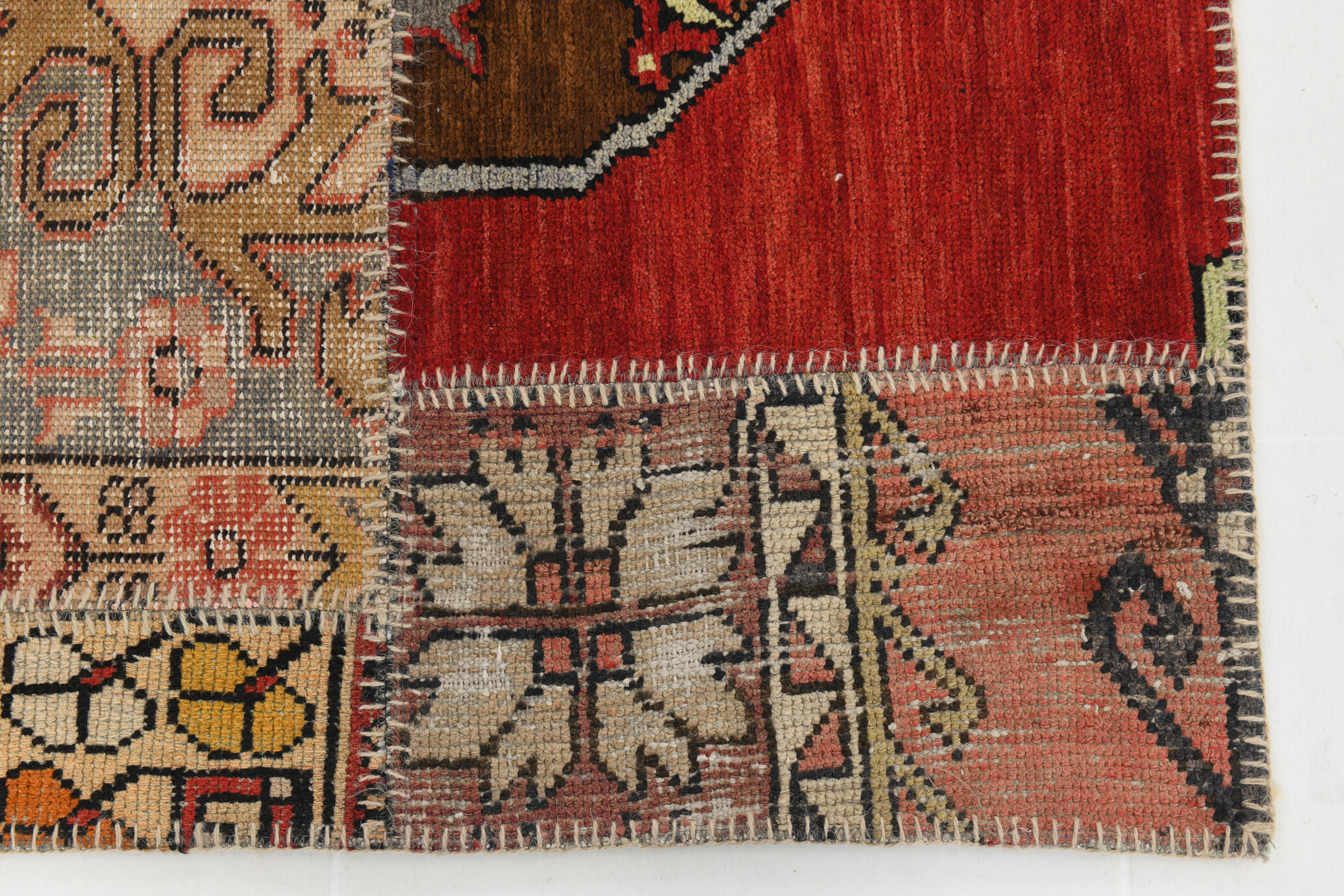 5x8 Neutral Red Beige Oushak Patchwork Rug 245x168Cm