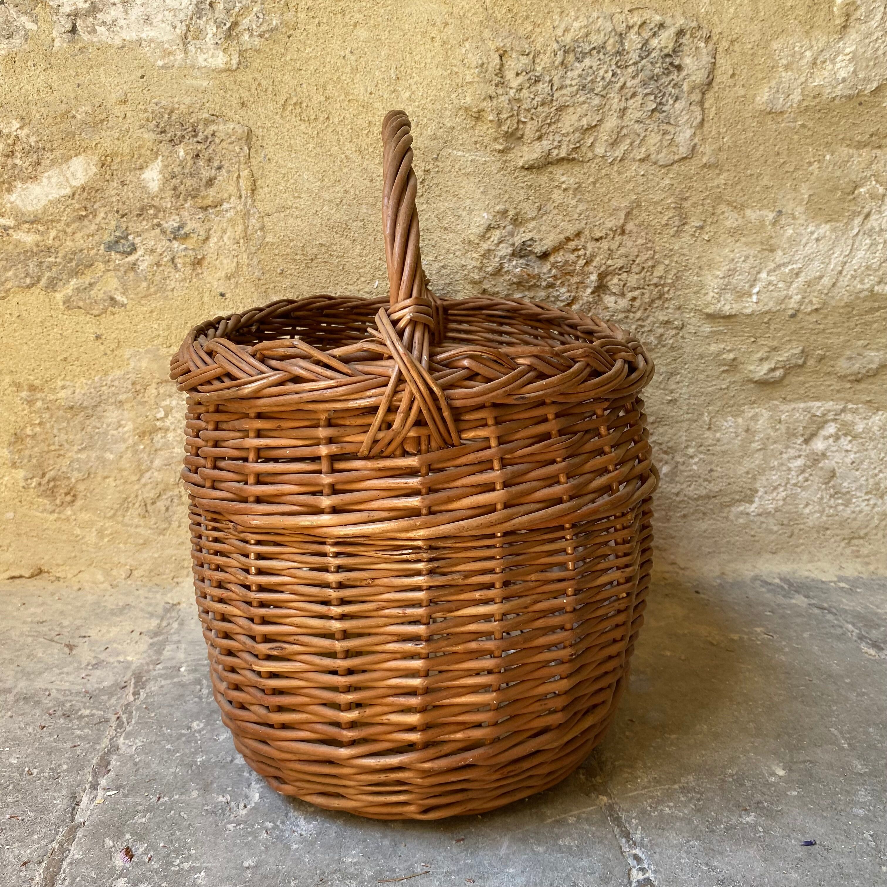 Wicker basket